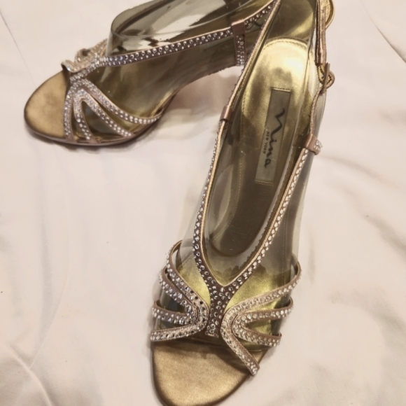 Nina Bobbie JS Shoes - Picture 9 of 11